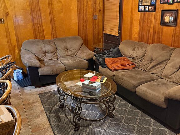 4th image of 944 Savanna View Dr