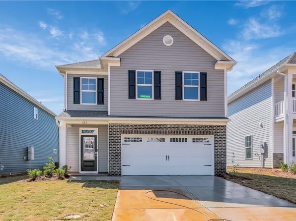 223 Brown Cir, Easley, SC 29642