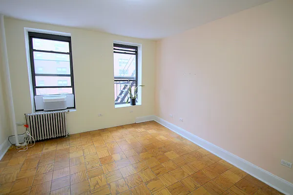 Rented by Nest Seekers International | media 1