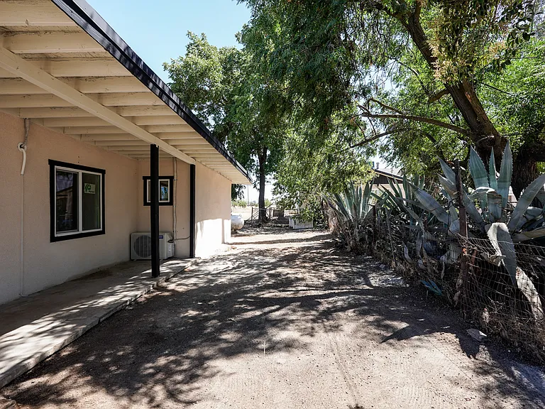 25752 Ellis St #C — Photo 27