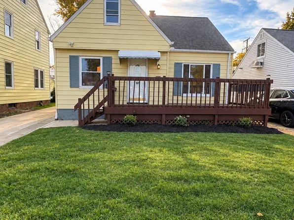 436 E 323rd St, Eastlake, OH 44095