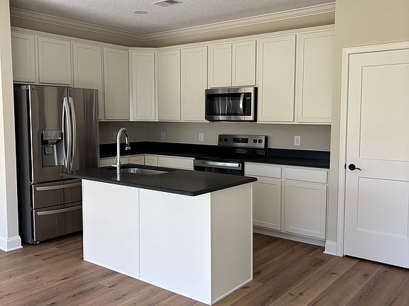 2nd image of 6632 Johnbo Way