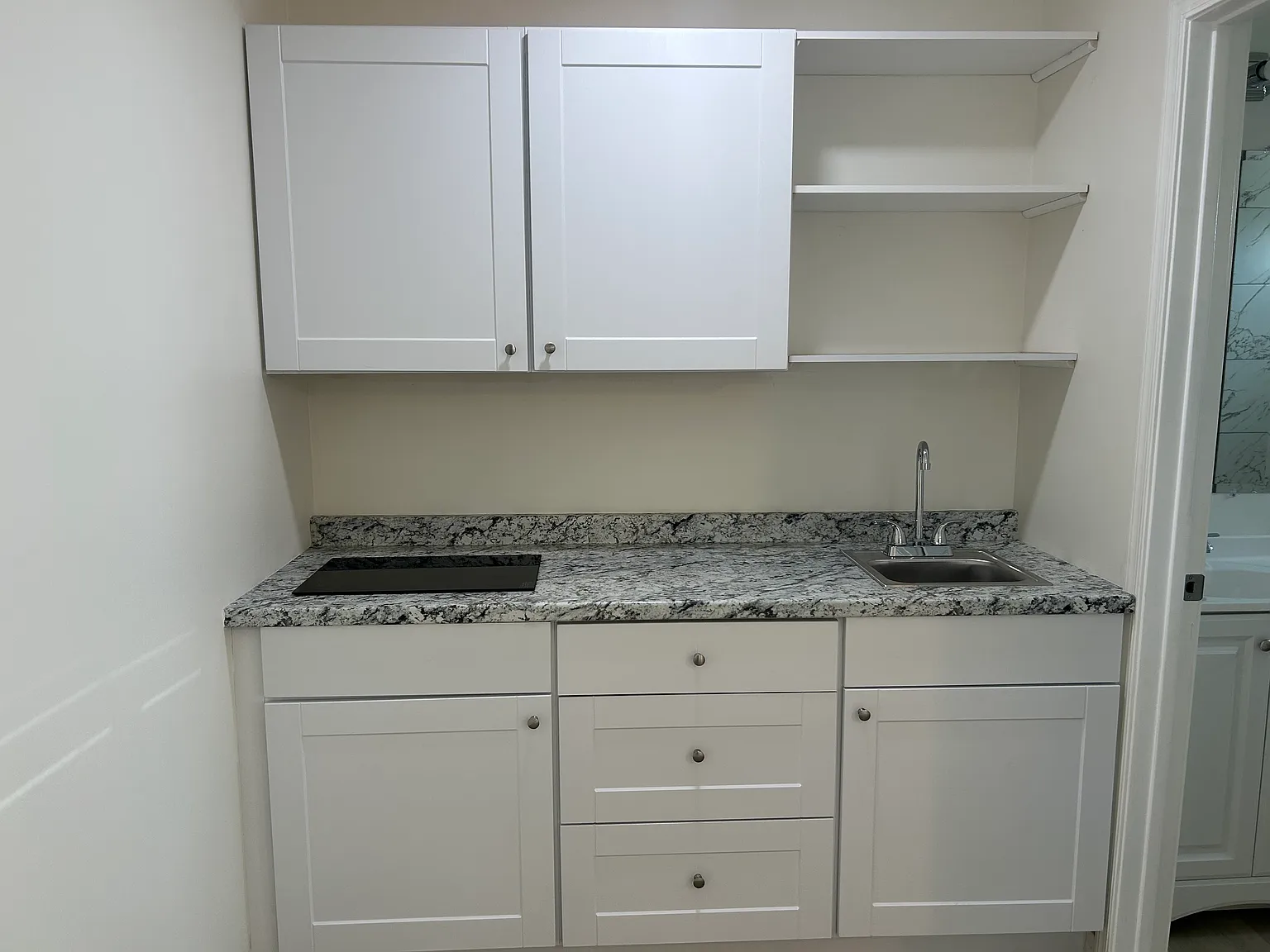 Studio, 500 sqft, $1,200 — Photo 3