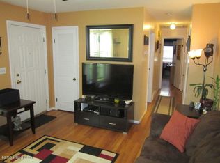 9213 Old Six Mile Ln, Jeffersontown, KY 40299
