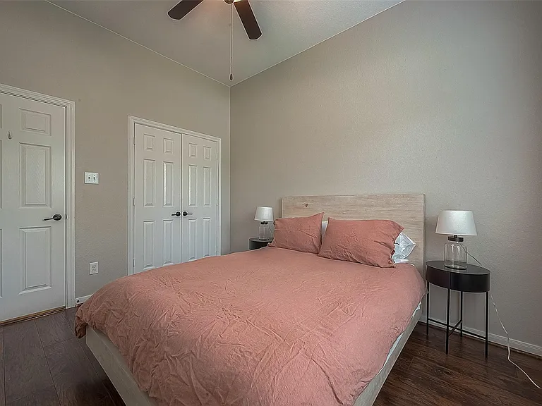 167 Pinto Point Pl — Photo 20