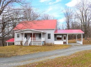 42 S Lott Rd, Meshoppen, PA 18630