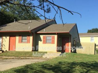 2815 Ridge Ct #B, Lawrence, KS 66046