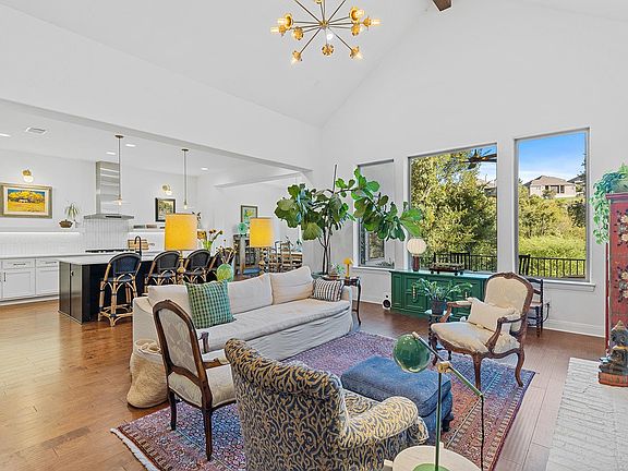 5th image of 129 Hollytree Ct