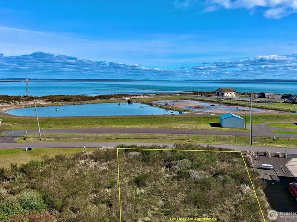 1425 E Ocean Shores Boulevard SW, Ocean Shores, WA 98569