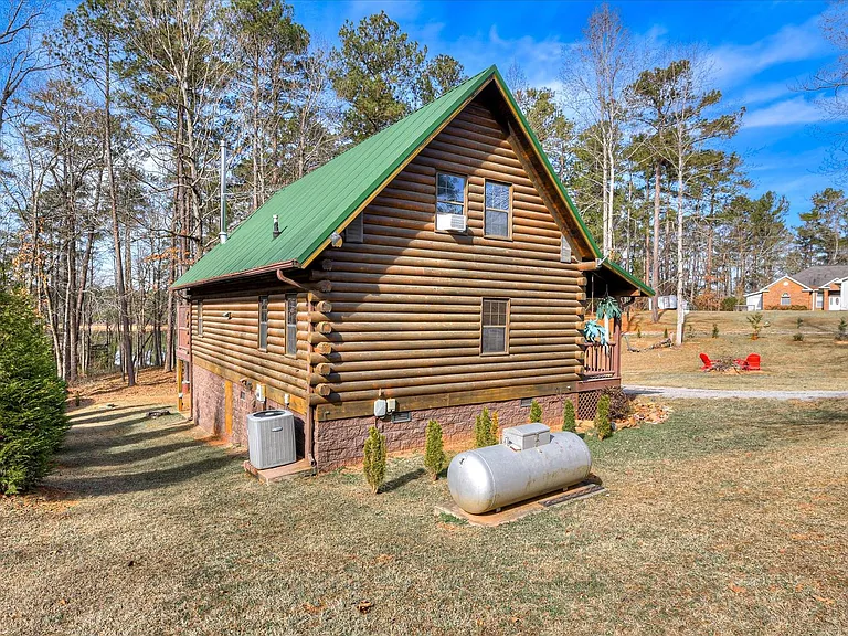 1700 Buckhead Rd — Photo 47