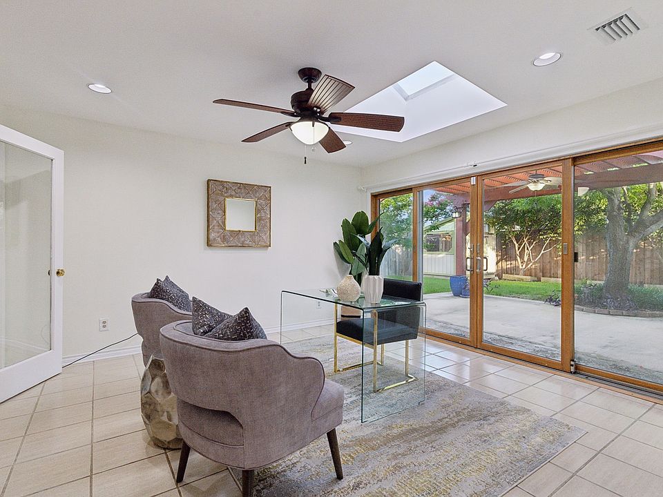 1st image of 604 Fieldwood Cir