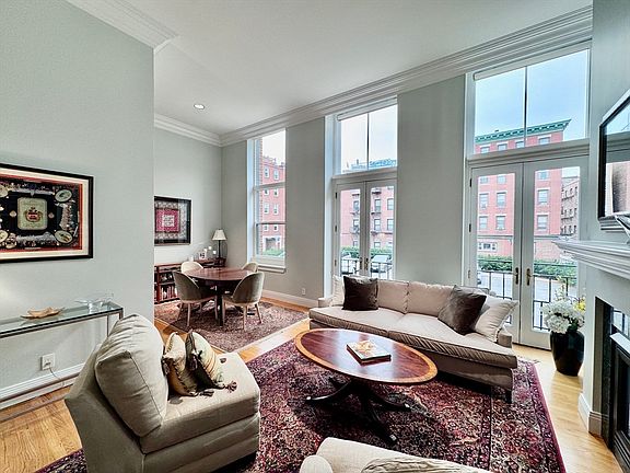 2nd image of 20 Tileston St APT 1A