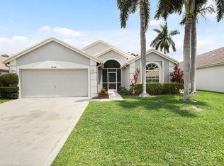 1644 Oak Berry Cir, Wellington, FL 33414