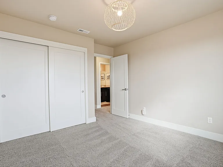 63148 NE Hadley Pl — Photo 24