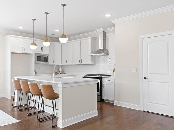 4th image of 5657 Acadia Dr #7