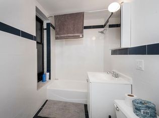 41 E 41st St #A4, New York, NY 10017