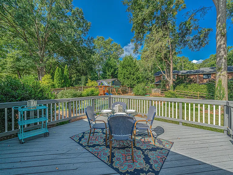 1810 Wandering Way Dr — Photo 22