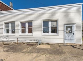 102 Lincoln Pl, Garfield, NJ 07026