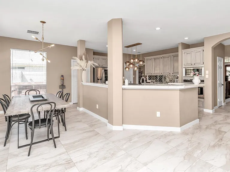 3210 Shadowwalk Dr — Photo 9