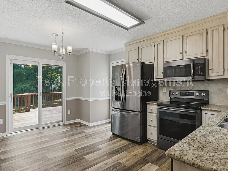 11548 New Forest Trl — Photo 9
