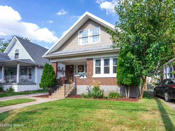 221 Cornell Pl, Saint Matthews, KY 40207