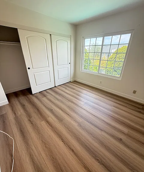 23 Deerwood E — Photo 6