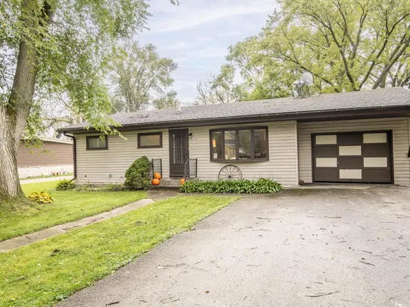 N8747 Briggs STREET, East Troy, WI 53120
