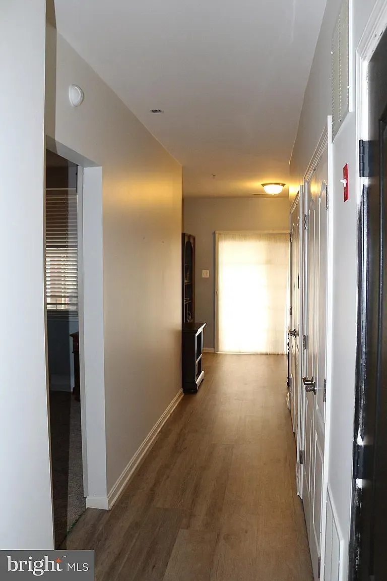12956 Yellow Jacket Rd — Photo 2