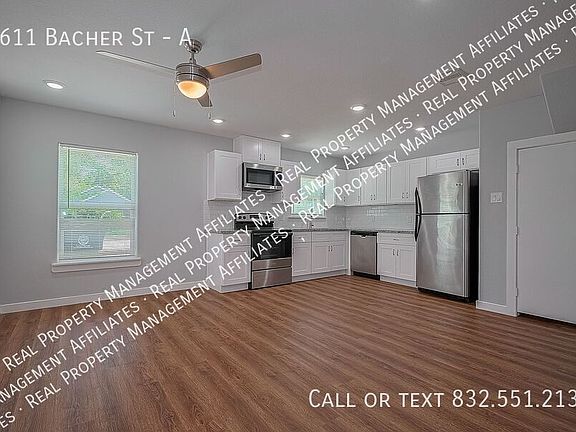 4th image of 6611 Bacher St #A