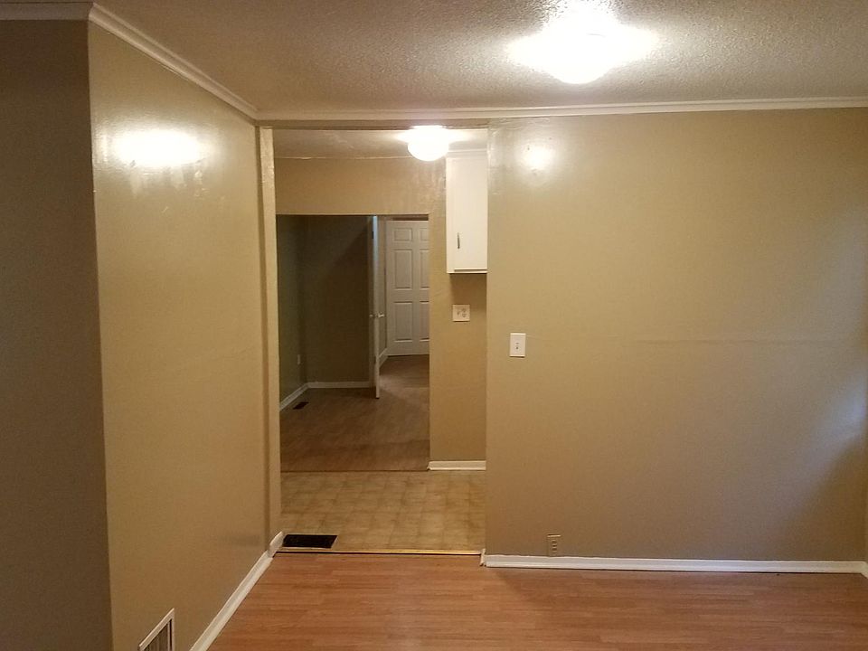 1st image of 4016 E 70th St