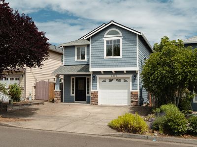 7870 SE Springwater Dr, Portland, OR, 97206