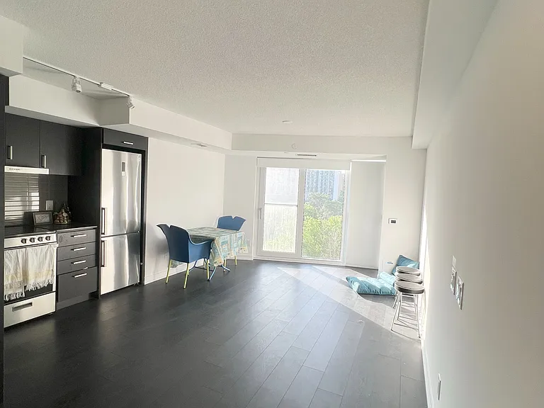 219 Dundas St E #801 — Photo 11