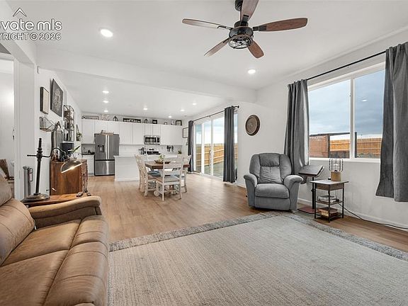 5th image of 2501 Bella Terra Dr