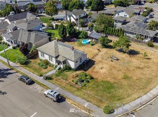 327 Daley St, Edmonds, WA 98020