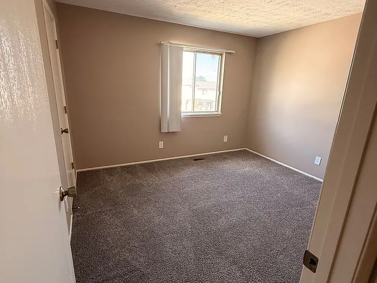 Southdale Square Apartments — Photo 134