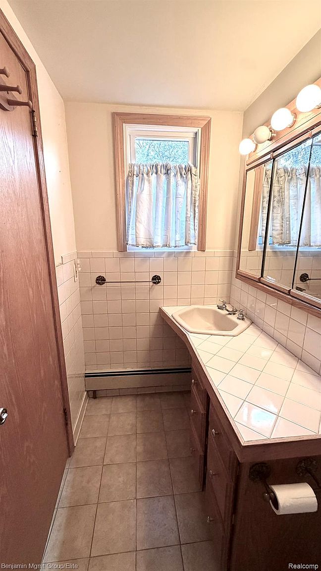 6764 Grand Beach Dr, photo 30
