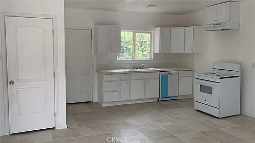8372 Vine Valley Dr Photo 1