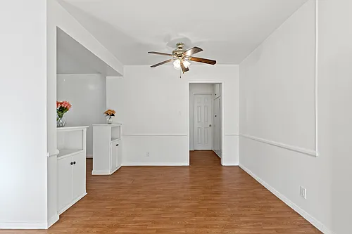 1217 S Bedford St #E Photo 1