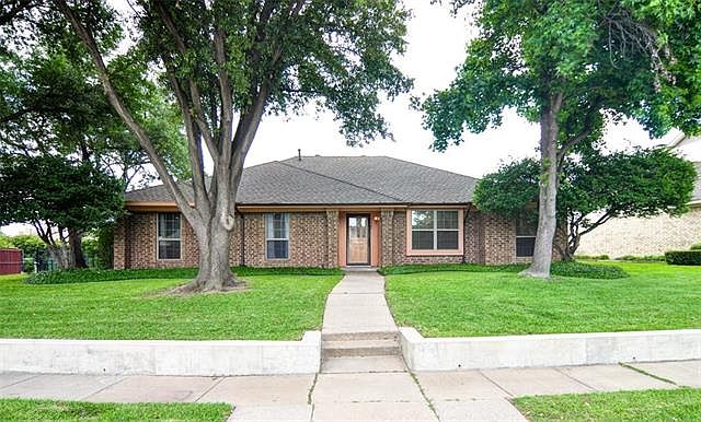 1st image of 2629 Meadowridge Dr