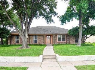 2629 Meadowridge Dr, Garland, TX 75044