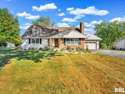 1031 Dallas Rd, Washington, IL, 61571