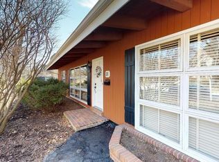 655 Wehrli Dr, Naperville, IL 60540