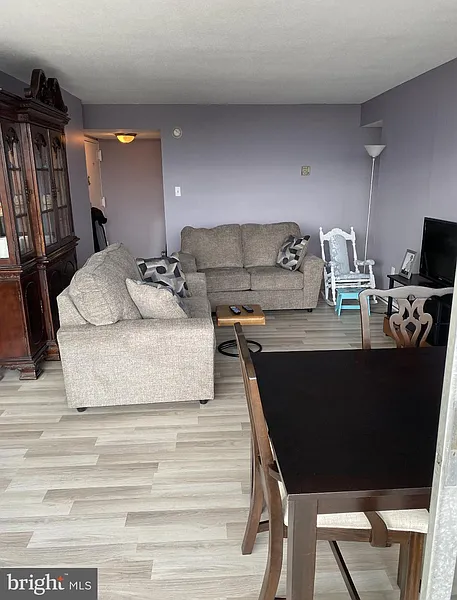 Thumbnail 15