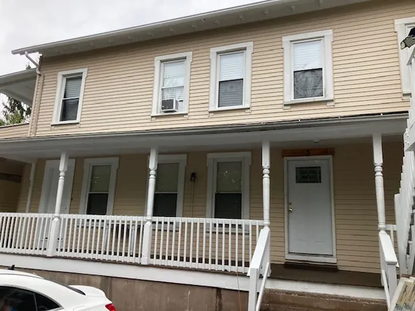 130 Highland Ave #4, Middletown, CT 06457