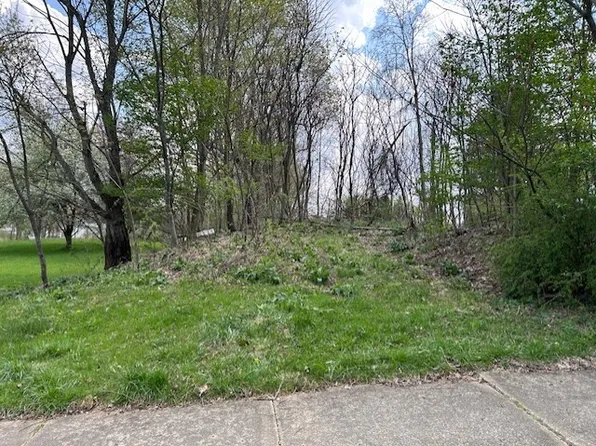 820 Mead Ave, Corry, PA 16407