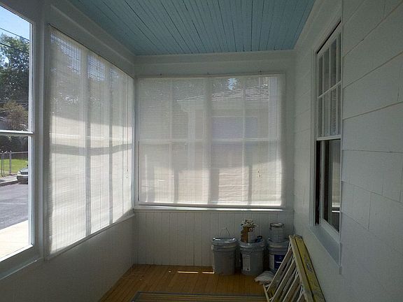 Sunporch - Window to LR