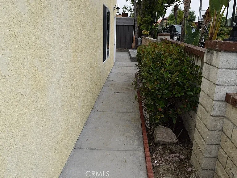 27431 Via Amistoso — Photo 9
