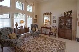 4th image of 2310 Acadiana Ln