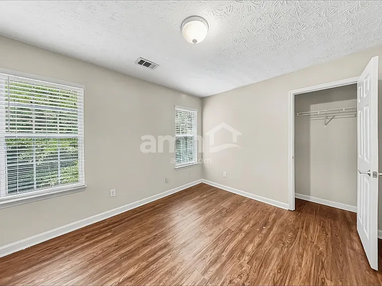 540 Gables Ct — Photo 14