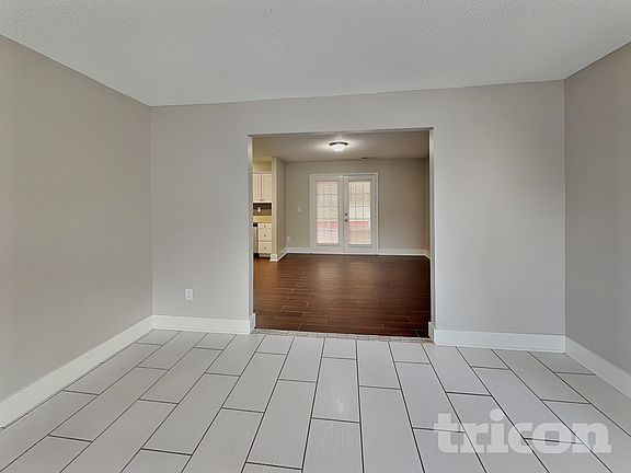 2nd image of 7116 Lowen Rd